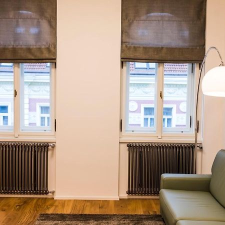 Residence "Gregorius" Прага Екстериор снимка
