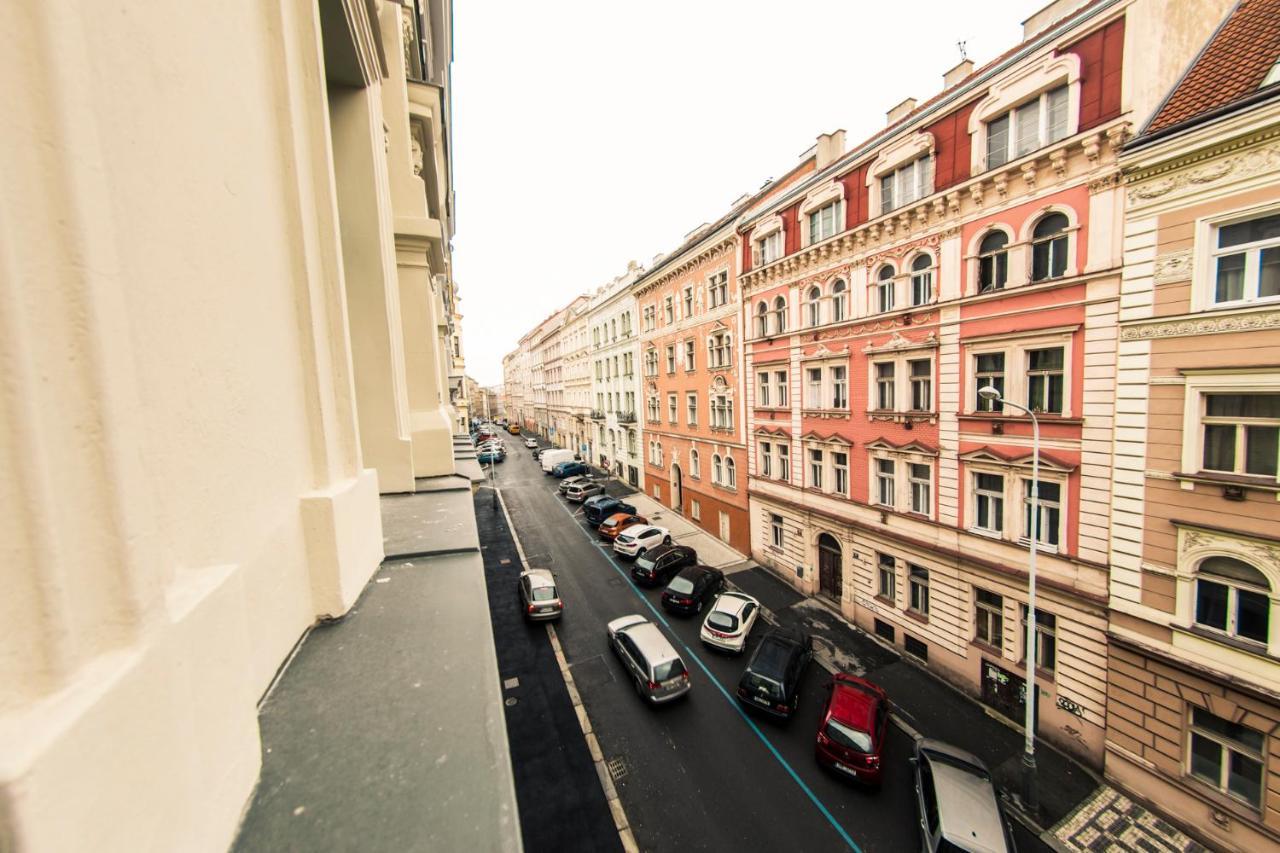 Residence "Gregorius" Прага Екстериор снимка