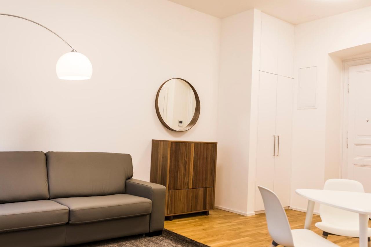 Residence "Gregorius" Прага Екстериор снимка
